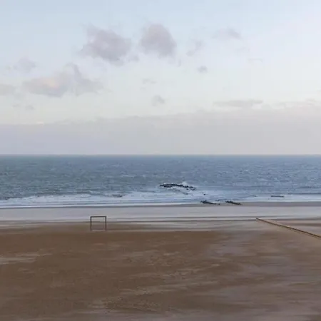 In Near Duinbergen Apartment *