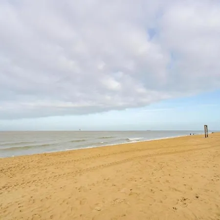 Sunny Ground Floor In Heist * Knokke-Heist
