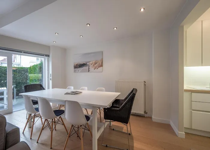 In Near Duinbergen * Knokke-Heist